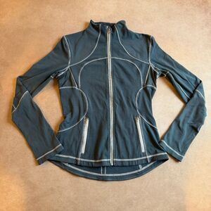 Lululemon Jacket • size 10